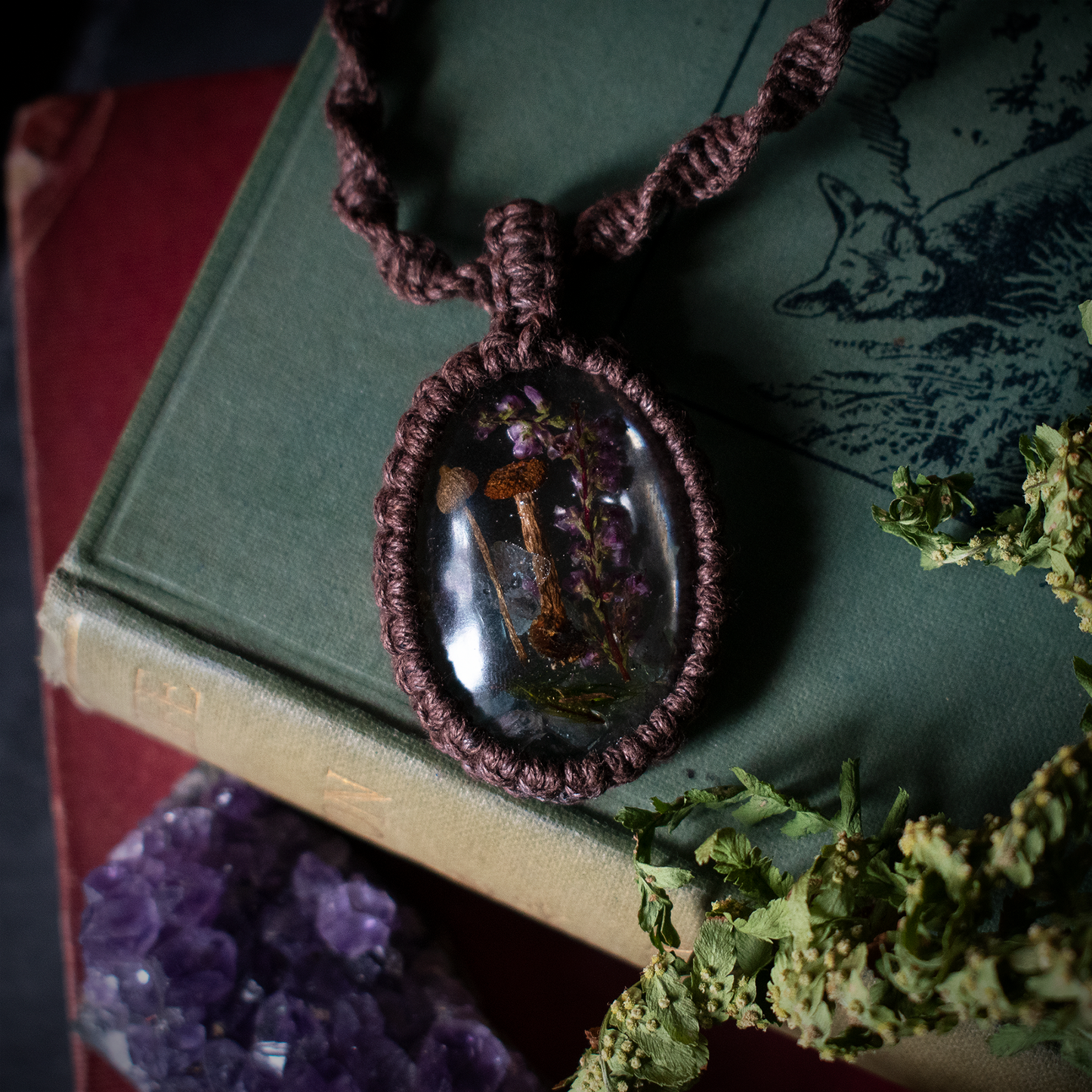 Heart of the Moors Necklace (Brown)