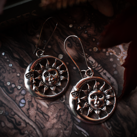 Astrid Earrings (Silver)
